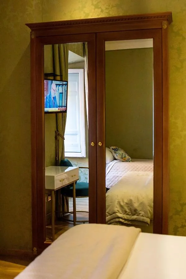 Bq House Trevi Luxury Rooms Rome